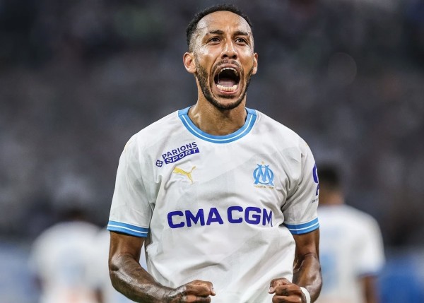 Aubameyang réveille Marseille : l’OM renverse Newcastle en quatre minutes