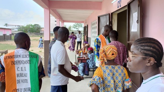 Côte d’Ivoire : les Ivoiriens dans l’attente des résultats après un vote sans heurts